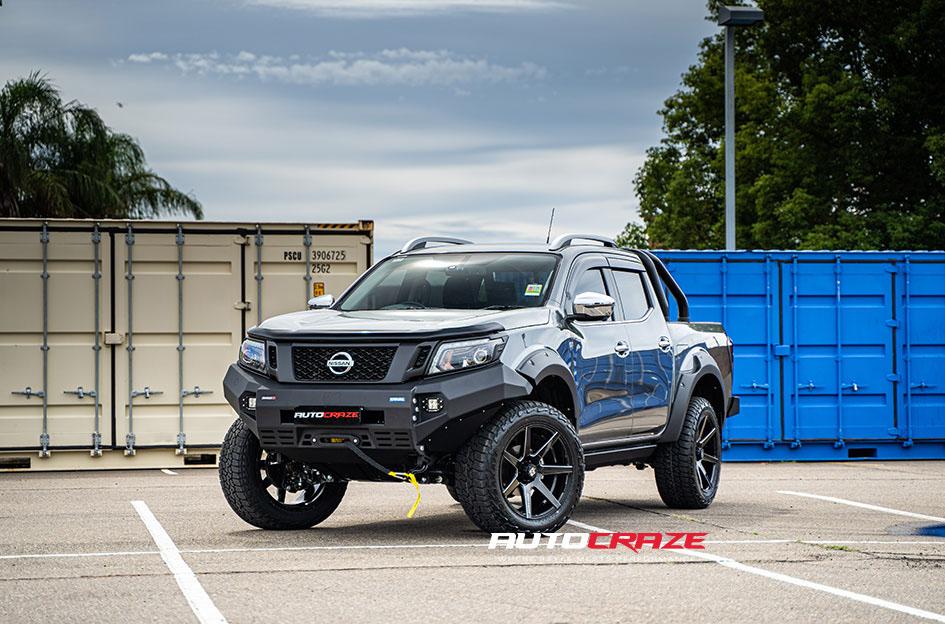 NISSAN NAVARA AVALANCHE GLOSS BLACK MILLED ACCENTS